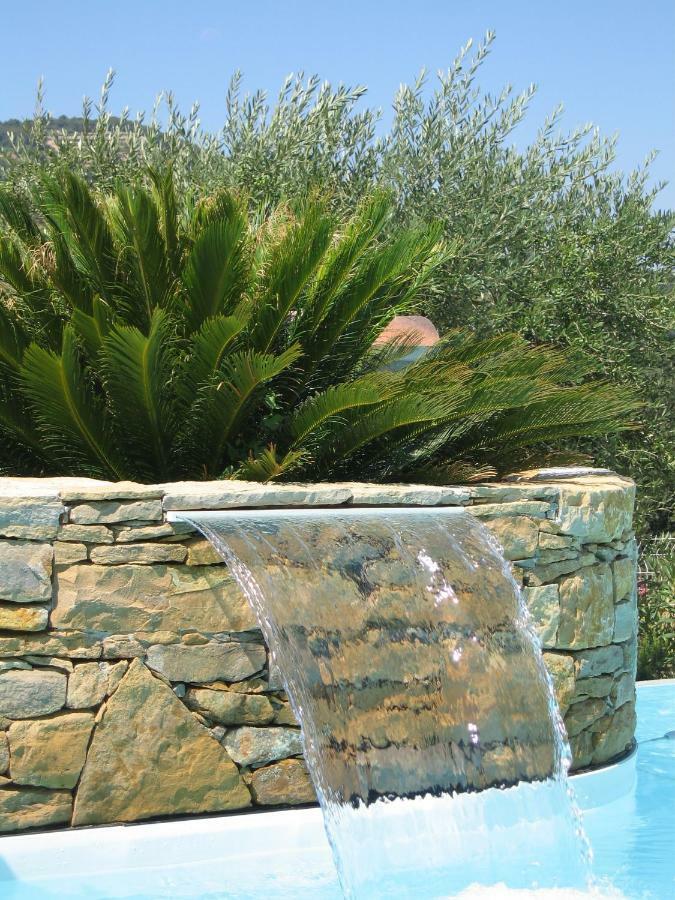 La Cigale Sous L'Olivier Bed and Breakfast Le Castellet  Exteriör bild