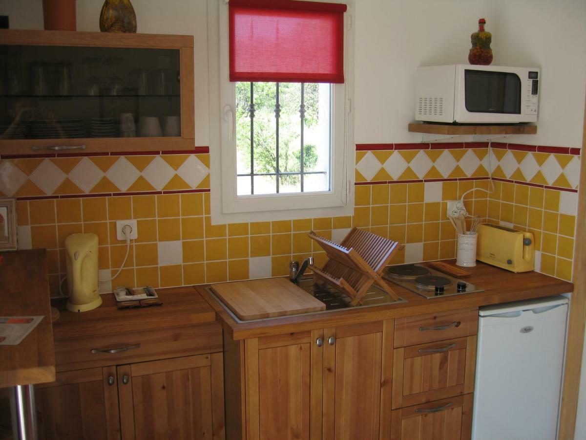 La Cigale Sous L'Olivier Bed and Breakfast Le Castellet  Exteriör bild
